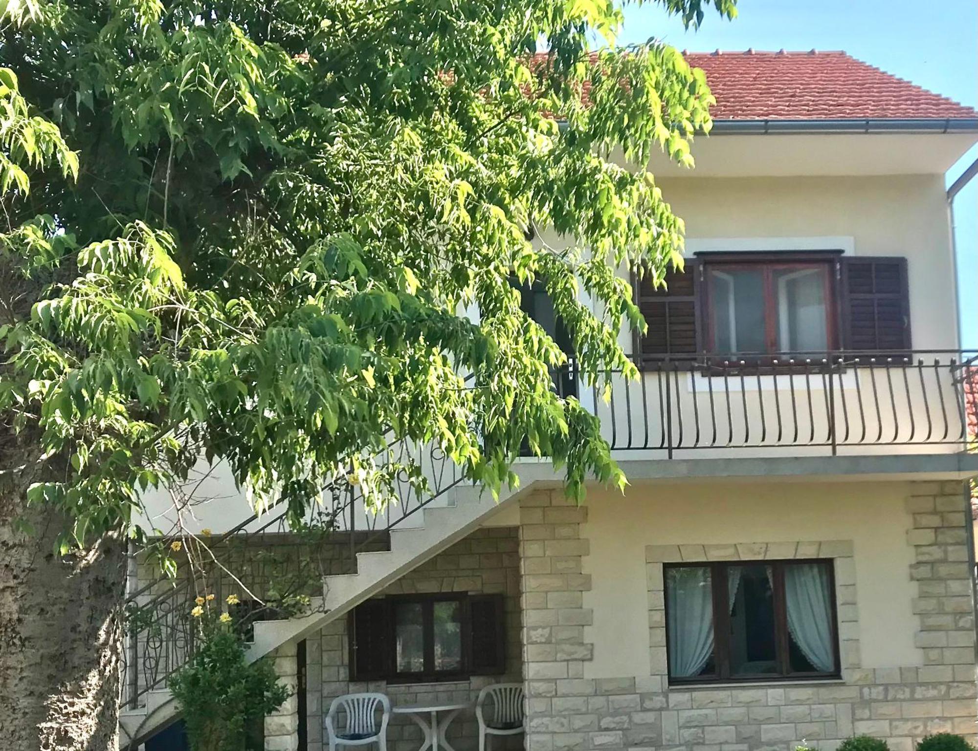 Family Friendly Holiday Home "Ana" 시베니크 외부 사진