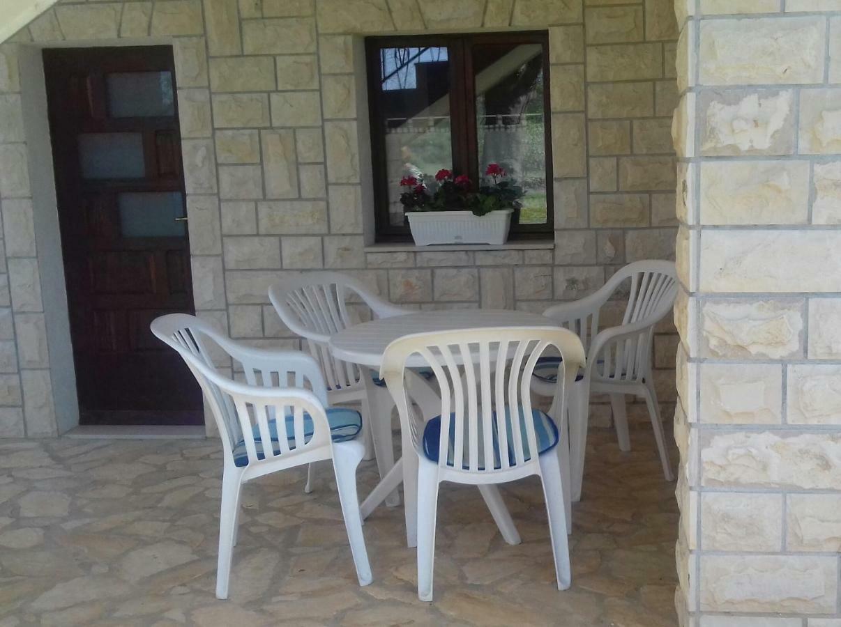 Family Friendly Holiday Home "Ana" 시베니크 외부 사진